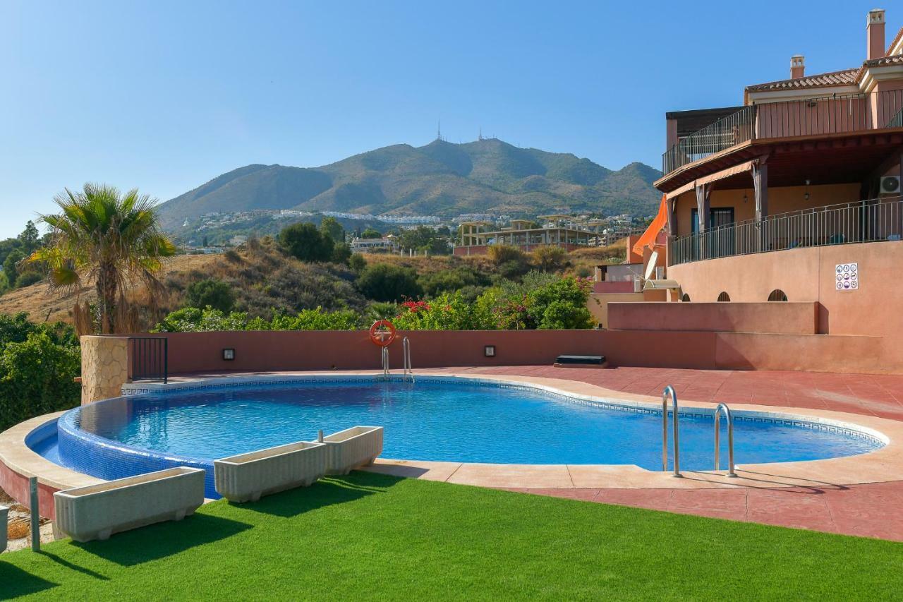 Bluebenalmadena 200Meters From The Beach With Jacuzzi And Rooftop Terrace (Adults Only) Eksteriør billede